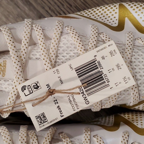 RARE Adidas Freak 22 Team Football Cleats White & Gold GW3420 Size 11.5